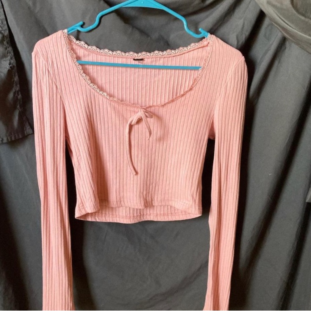 SHEIN EZwear Lace Trim Bow Front Rib-knit Top
